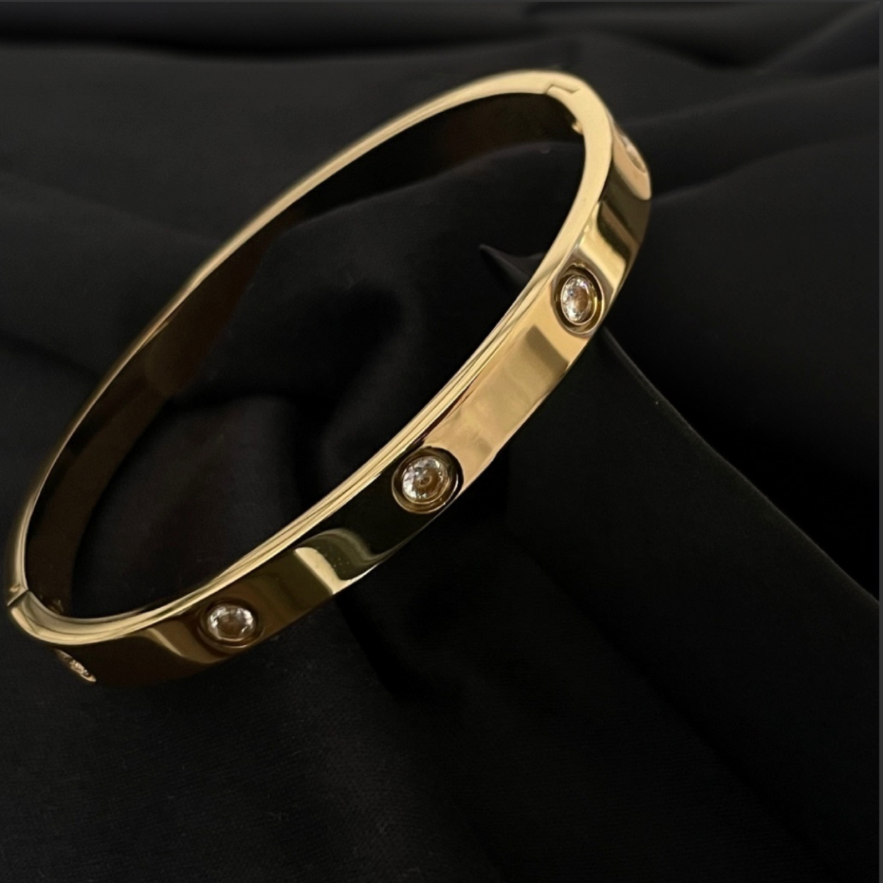 Bangle Bracelet (gold) Micans Jewelry